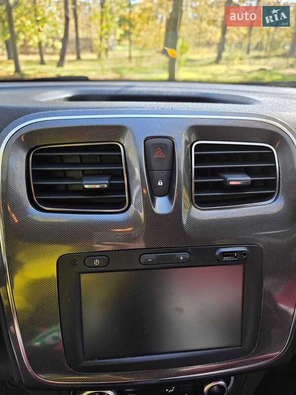 Хетчбек Renault Sandero 2020 в Ізмаїлі фото 18 Хетчбек Renault Sandero 2020 в Ізмаїлі