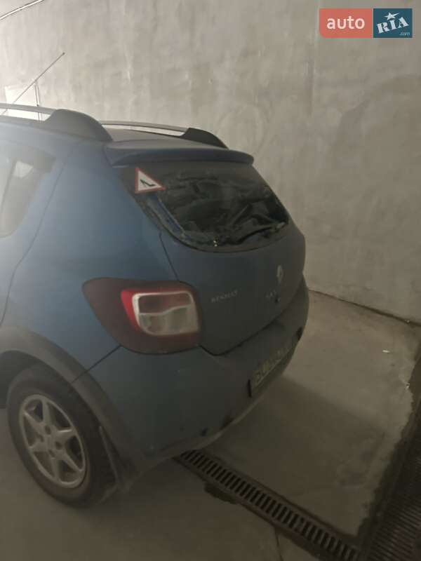 Хетчбек Renault Sandero 2015 в Львові