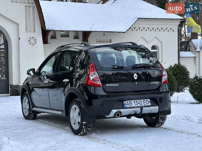 Хетчбек Renault Sandero 2012 в Києві фото 9 Хетчбек Renault Sandero 2012 в Києві