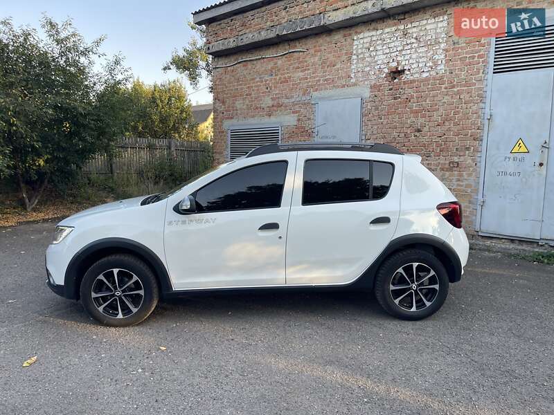 Хэтчбек Renault Sandero 2018 в Каменке фото 6 Хэтчбек Renault Sandero 2018 в Каменке