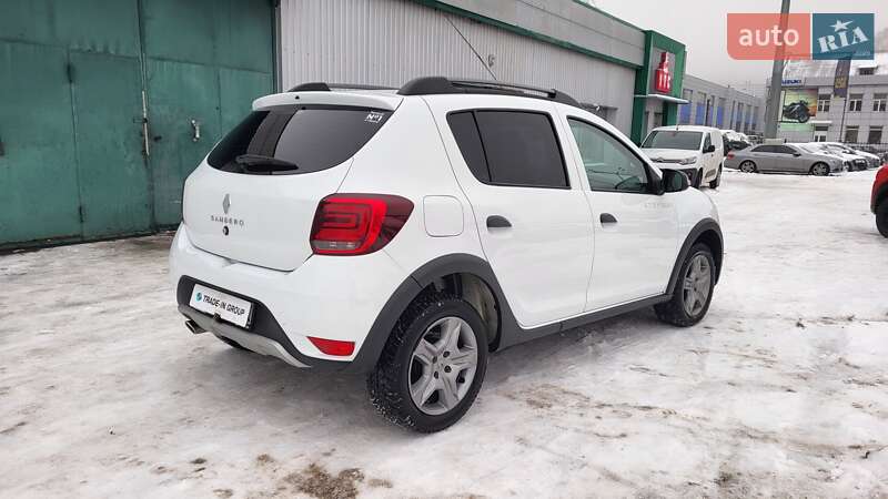 Хэтчбек Renault Sandero 2021 в Киеве