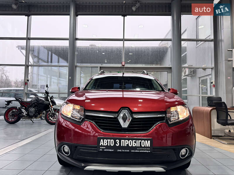 Хэтчбек Renault Sandero 2015 в Одессе