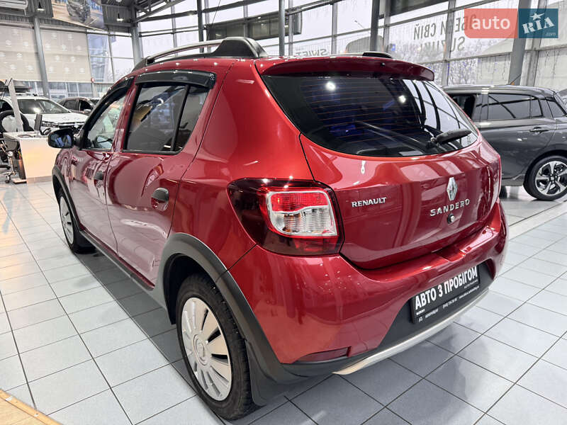 Хэтчбек Renault Sandero 2015 в Одессе