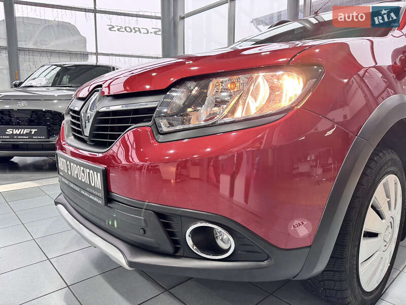 Хэтчбек Renault Sandero 2015 в Одессе