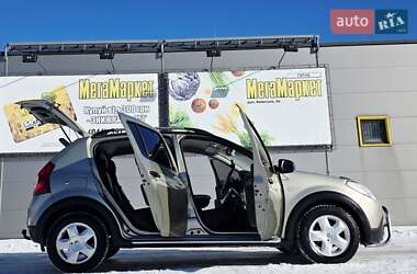 Хэтчбек Renault Sandero 2011 в Киеве