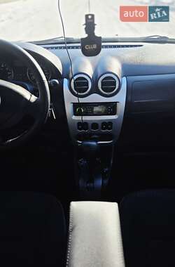 Хэтчбек Renault Sandero 2011 в Киеве