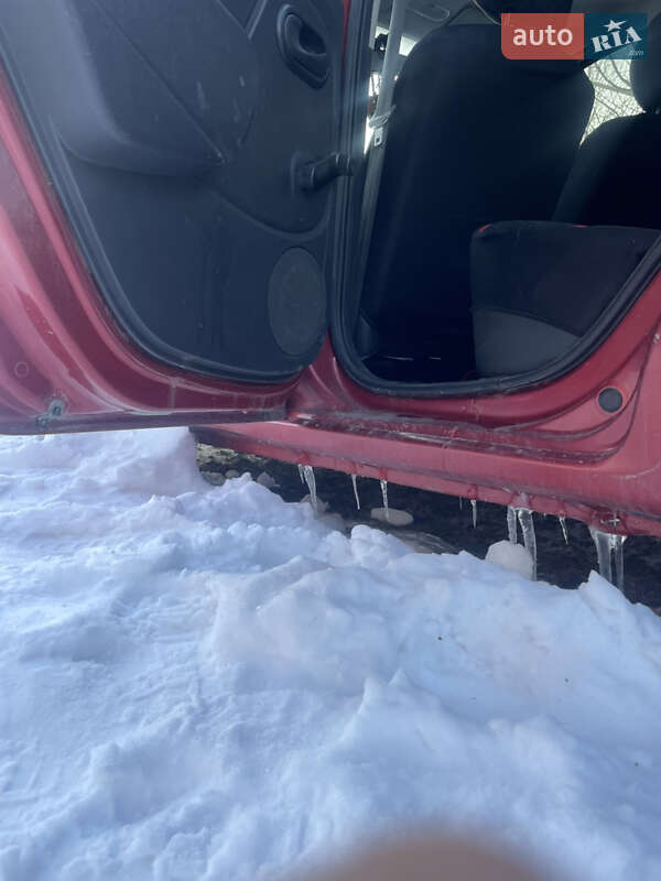 Хэтчбек Renault Sandero 2010 в Хмельницком