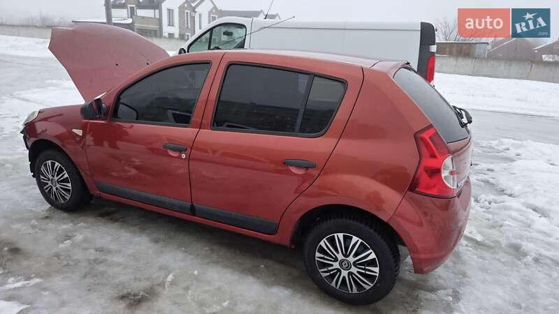 Хэтчбек Renault Sandero 2010 в Белой Церкви фото 14 Хэтчбек Renault Sandero 2010 в Белой Церкви