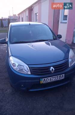 Хетчбек Renault Sandero 2011 в Іршаві