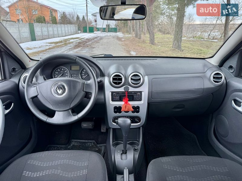 Хэтчбек Renault Sandero 2012 в Киеве