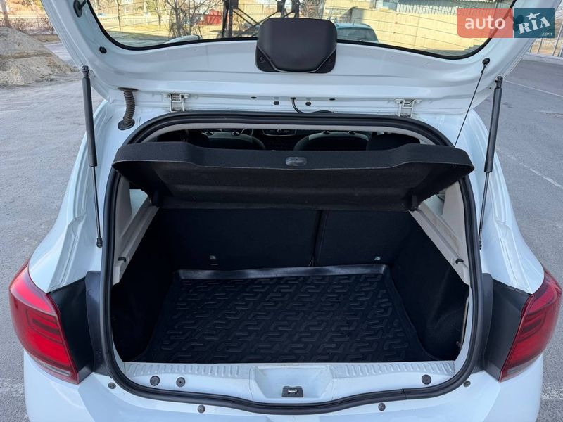 Хэтчбек Renault Sandero 2020 в Днепре