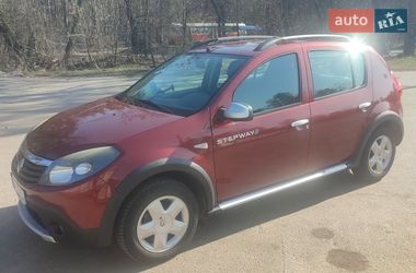 Хэтчбек Renault Sandero 2012 в Киеве