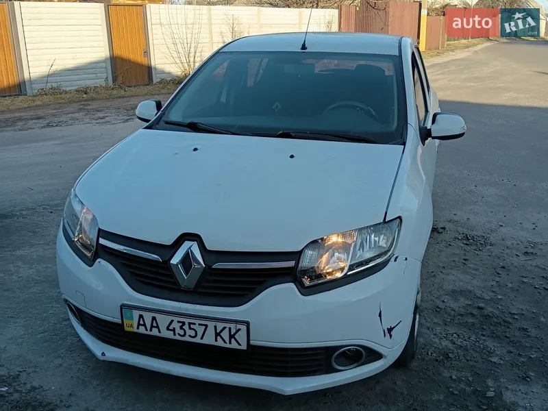 Renault Sandero 2013