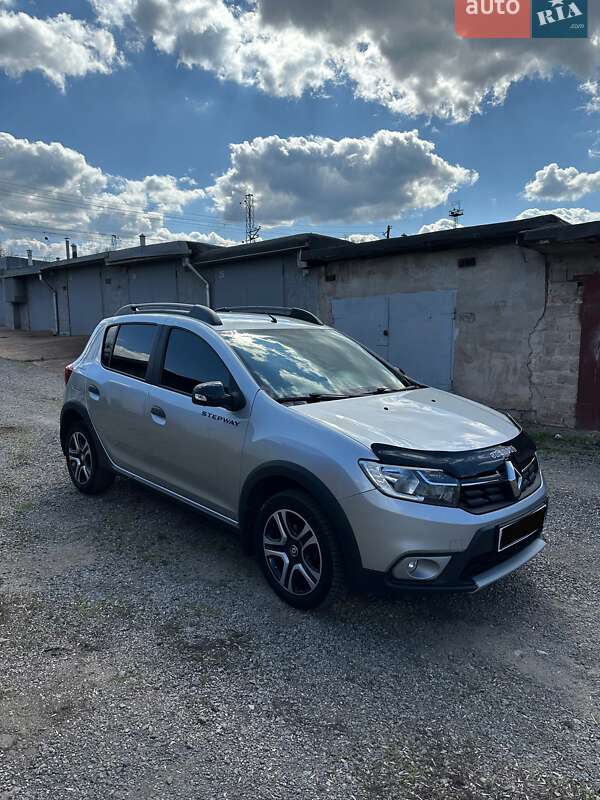 Хетчбек Renault Sandero 2020 в Кривому Розі фото 3 Хетчбек Renault Sandero 2020 в Кривому Розі