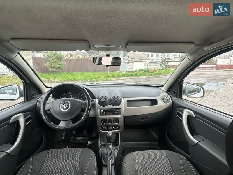 Хетчбек Renault Sandero 2012 в Кременчуці