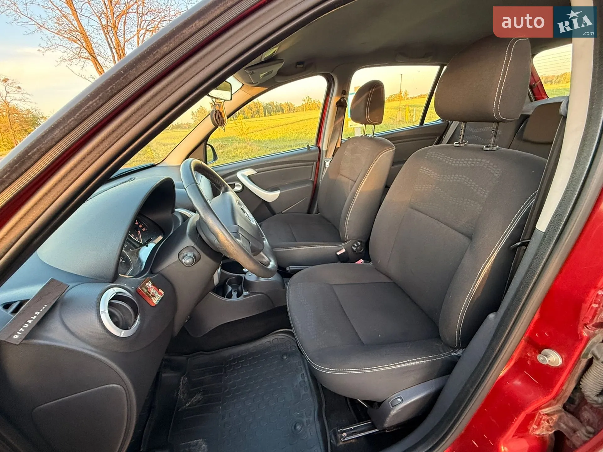 2012 Renault Sandero - мініатюра 16