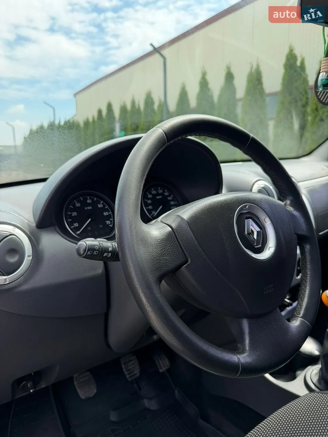 2012 Renault Sandero - мініатюра 20