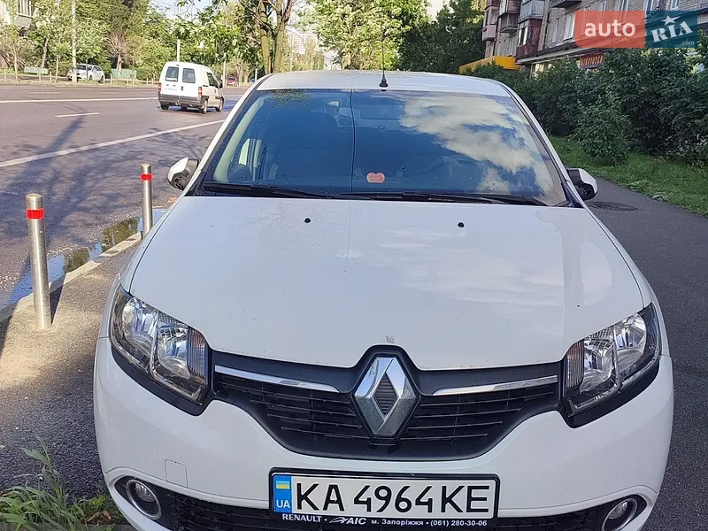 Renault Sandero 2014