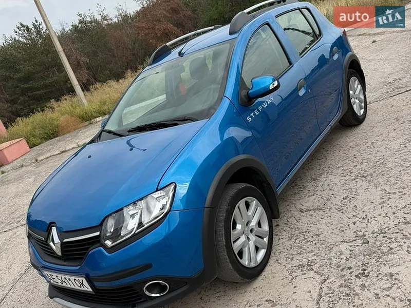 Renault Sandero 2013