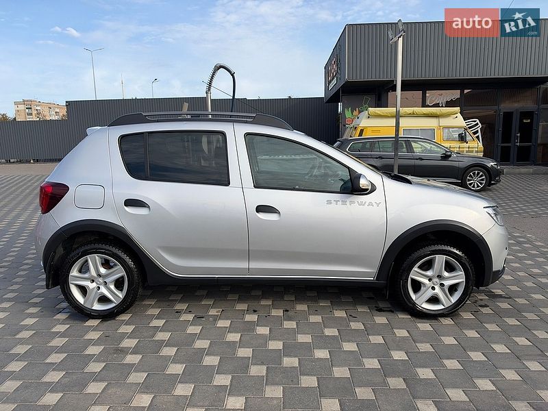 Хэтчбек Renault Sandero 2018 в Полтаве