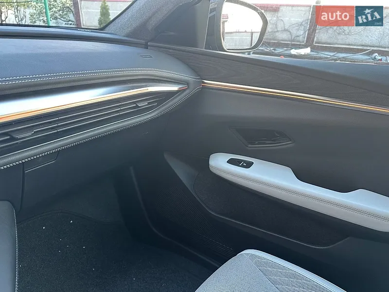 Renault Scenic E-Tech 2024 VIN VF1RCB00973414007 фото оголошення 33 з 96