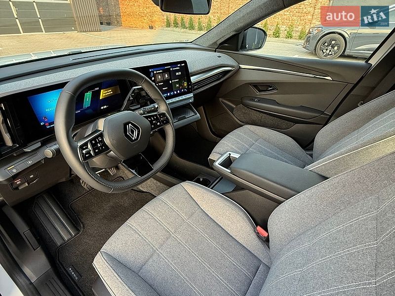 Позашляховик / Кросовер Renault Scenic E-Tech 2024 в Рівному фото 36 Позашляховик / Кросовер Renault Scenic E-Tech 2024 в Рівному