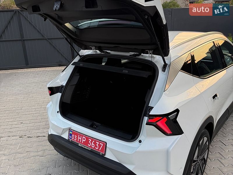 Позашляховик / Кросовер Renault Scenic E-Tech 2024 в Рівному фото 57 Позашляховик / Кросовер Renault Scenic E-Tech 2024 в Рівному