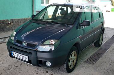 Универсал Renault Scenic RX4 2002 в Сваляве