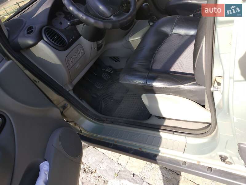 Мінівен Renault Scenic RX4 2002 в Харкові