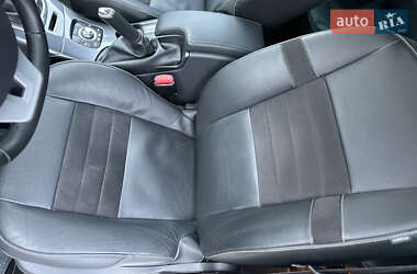 Минивэн Renault Scenic XMOD 2013 в 