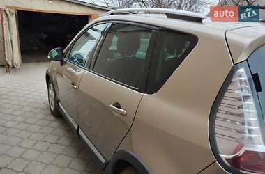 Мінівен Renault Scenic XMOD 2013 в Млиніві