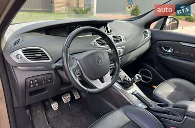 Минивэн Renault Scenic XMOD 2013 в 