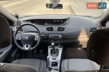 Минивэн Renault Scenic XMOD 2013 в 