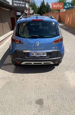 Минивэн Renault Scenic XMOD 2014 в 