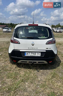 Минивэн Renault Scenic XMOD 2013 в 