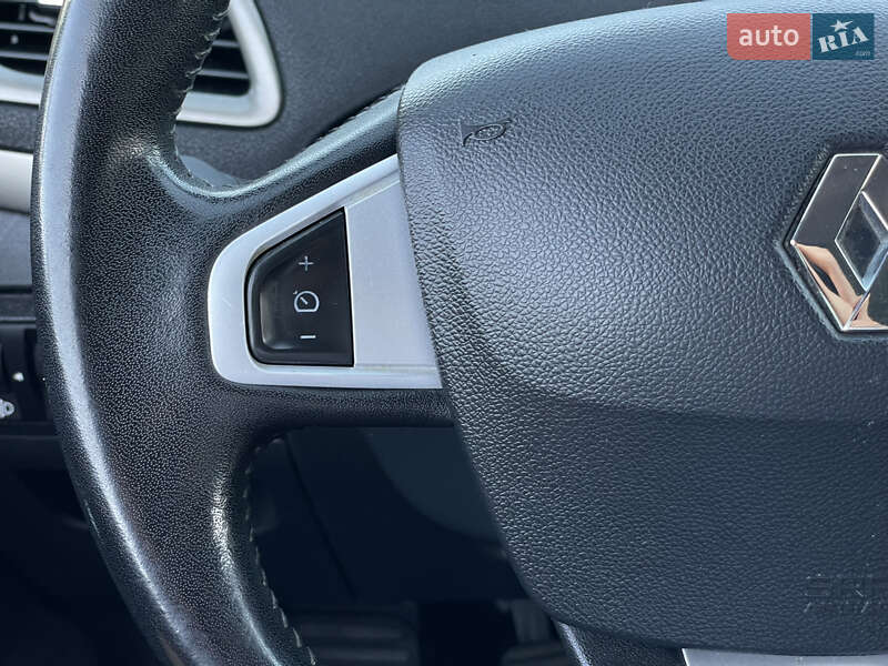 Минивэн Renault Scenic XMOD 2013 в Бердичеве