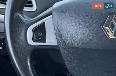 Минивэн Renault Scenic XMOD 2013 в 