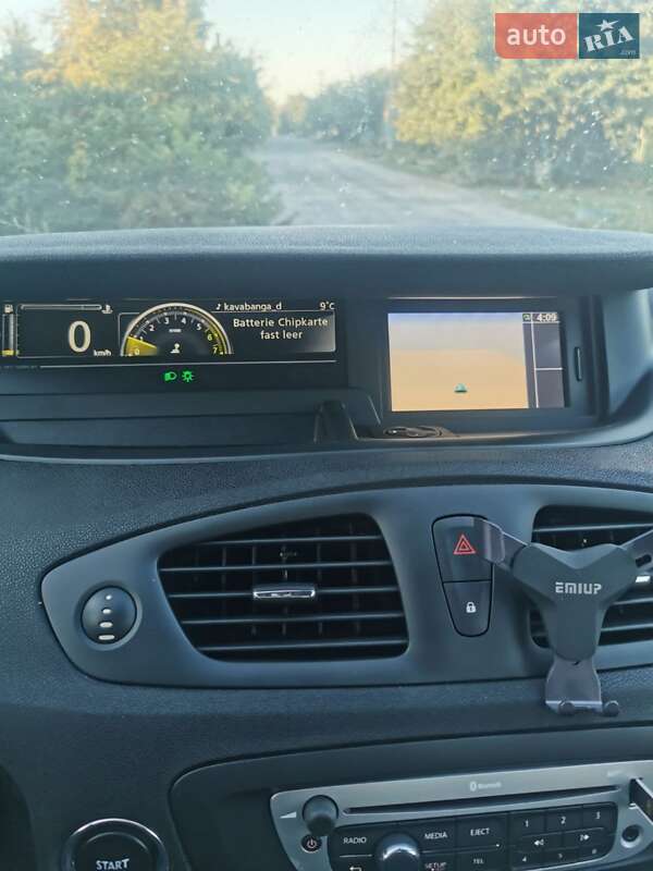 Мінівен Renault Scenic XMOD 2013 в Карлівці