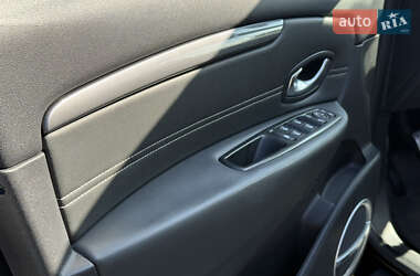 Мінівен Renault Scenic XMOD 2014 в 