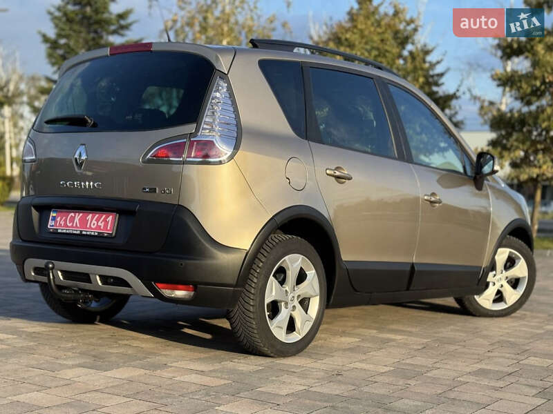 Минивэн Renault Scenic XMOD 2016 в Ивано-Франковске