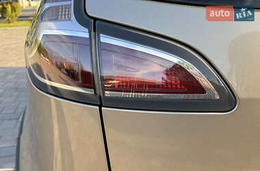 Минивэн Renault Scenic XMOD 2016 в 