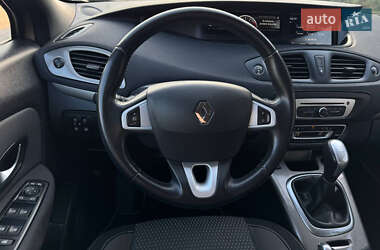 Минивэн Renault Scenic XMOD 2016 в 