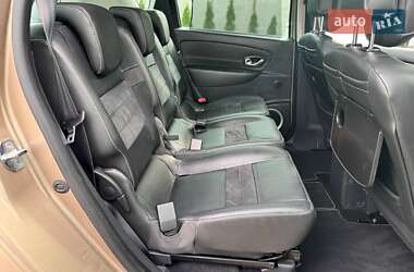 Минивэн Renault Scenic XMOD 2015 в 