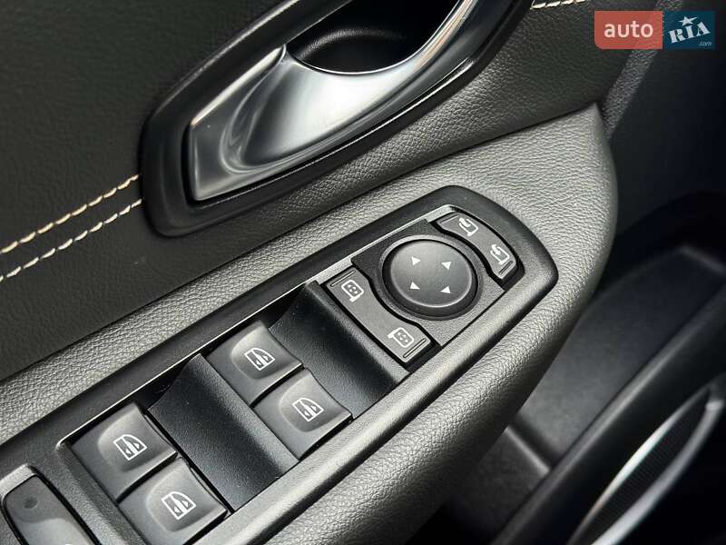 Мінівен Renault Scenic XMOD 2015 в Луцьку