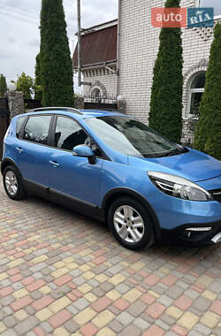 Минивэн Renault Scenic XMOD 2013 в 