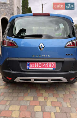 Минивэн Renault Scenic XMOD 2013 в 