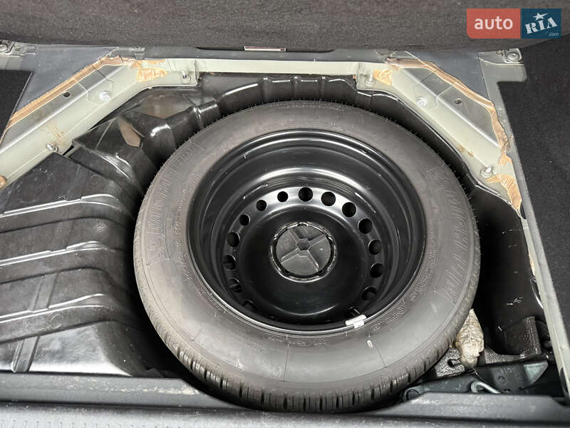 Минивэн Renault Scenic XMOD 2013 в Ровно