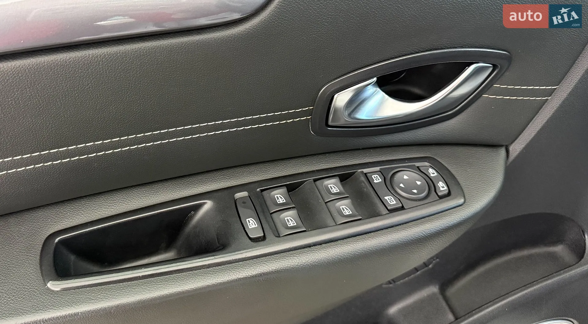 2014 Renault Scenic - мініатюра 12
