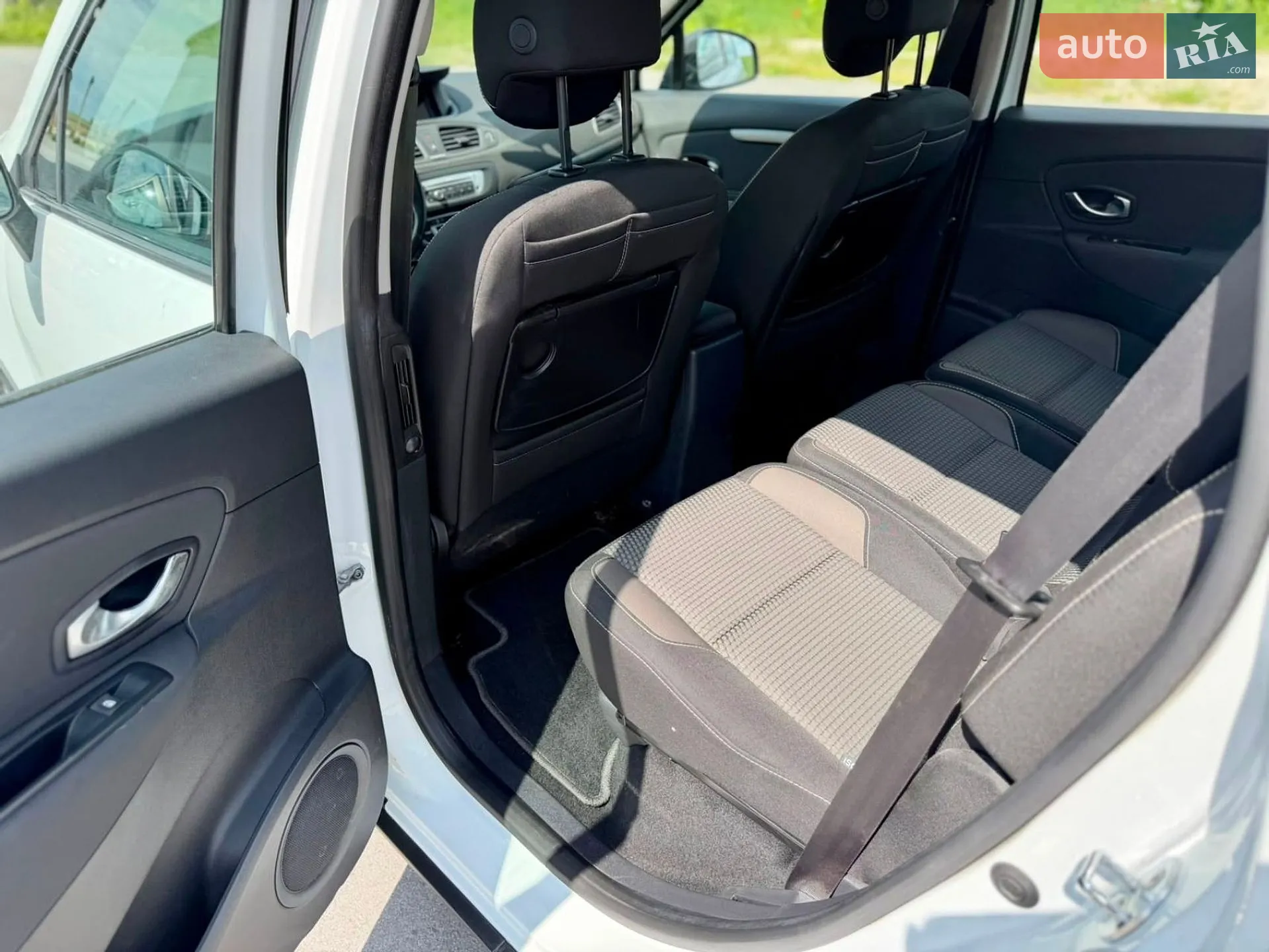 2014 Renault Scenic - мініатюра 33