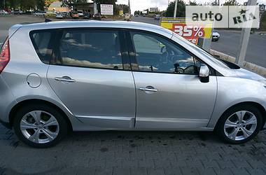 Минивэн Renault Scenic 2011 в Черновцах